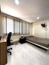 Tampines Street 44 (D18), Shop House #538117991
